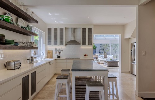Vaucluse Casa | Vaucluse Hamptons - Perfectly positioned with Sydney Harbour Views