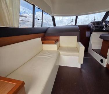 Les Sables d'Olonne Alquiler De Eote | Vedette KEFI Prestige 350 Fly