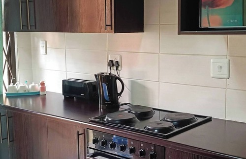 Blackheath Apartamento | Veelux Self Catering Unit-wifi-netflix
