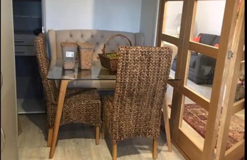 Crawley Casa | Veen Home near Gatwick