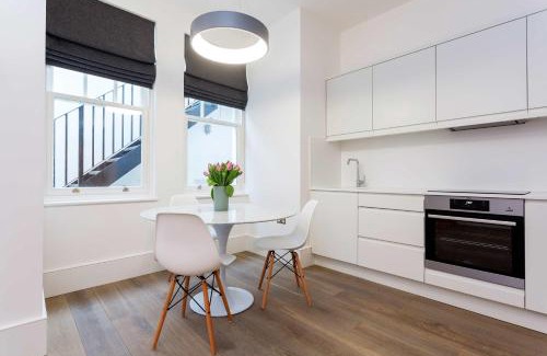 South Hampstead Apartamento | Veeve - Contemporary in Swiss Cottage