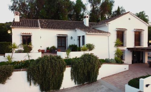 Alhaurín el Grande Casa | Vega Fahala Organic Orchard & Vacation Villa