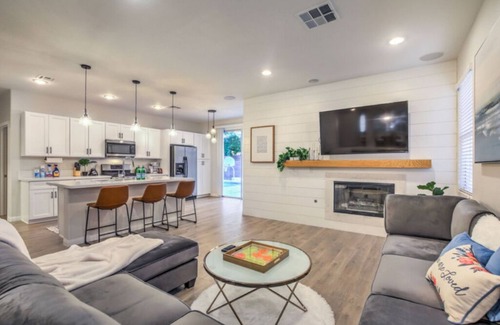 Henderson Casa | ☀♛Vegas Oasis ~ 5★ Location ~ Family/Biz❤️