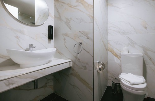 Paceville Hotel | Vegas Resort