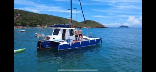 Ossos Alquiler De Eote | Veleiro Catamarã
