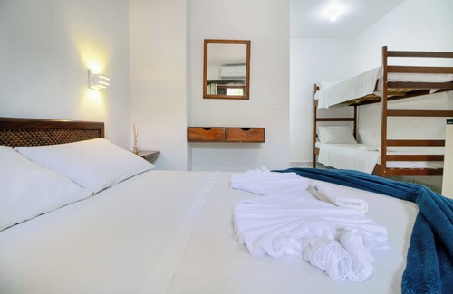 Praia da Enseada Hotel | VELINN Pousada Ubatuba Tropical