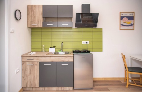 Subotica Apartamento | Velora 1 Apartment - Perfect for Couples, Near City Center