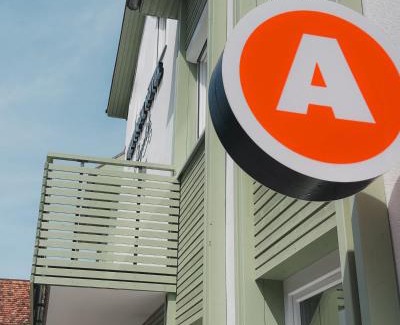 Hard Hotel | Velotique Hotel Angelika