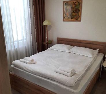 Ambrolauri Casa | Venerikas Hut (ვენერიკას ქოხი)