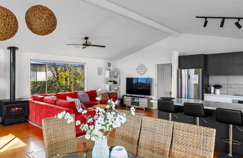 Ventnor Casa | Ventnor Vista - Stunning 4-Bedroom Ocean View Retreat