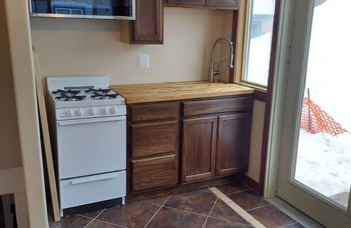 St. Anthony Apartamento | Venture Gateway to National Parks, BYUI, Sand Dunes free WIFI sleeps 3