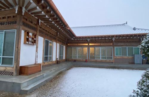 Gyeongju Casa | Verbena Hanok