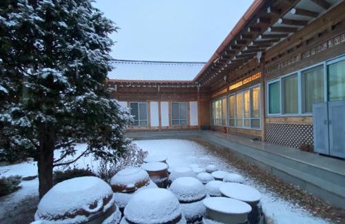 Gyeongju Casa | Verbena Hanok