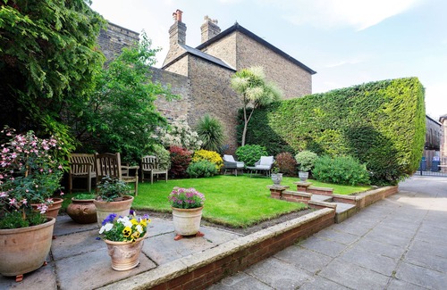 Hillside Casa | Una propiedad clásica y pintoresco, con terraza hermoso techo en Wimbledon (Veeve)