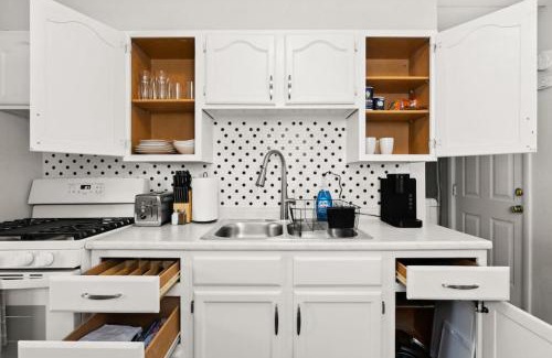 Peoria Heights Casa | VERDE VIBES - Cute 2BD home in the Heights