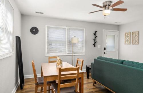 Peoria Heights Casa | VERDE VIBES - Cute 2BD home in the Heights
