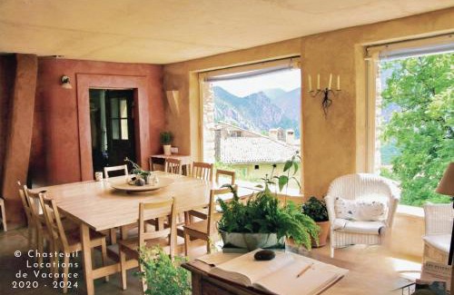 Castellane Cama Y Desayuno | Verdon BnB calm comfort and epic nature views