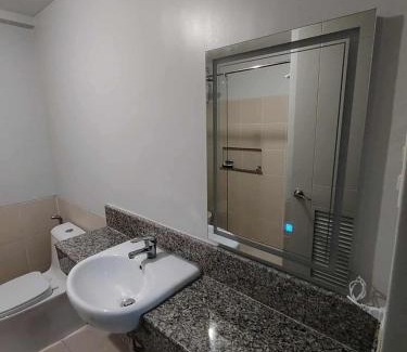 Davao Apartamento | Verdon Deluxe and Suites 2 bedrooms Condotel