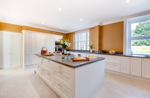 Fakenham Casa | Vere Lodge & Garden Wing