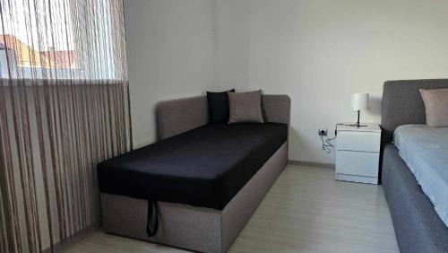 Armaseni Noi Casa | Verebes Cottage with garden