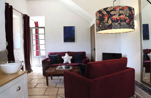 Villarzel-Cabardes Apartamento | Vergennes - Aircon - 2 Bedroom - Private Terrace