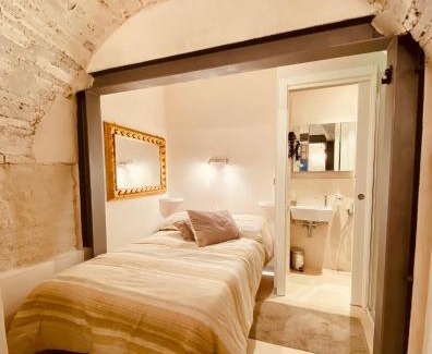 Todi Casa | Vermaaten Boutique Suites Ruby