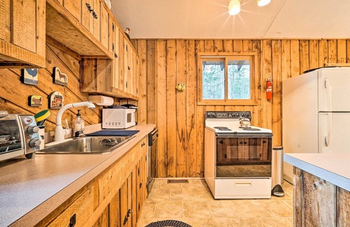 Winhall Casa | Vermont Getaway near Stratton Mountain