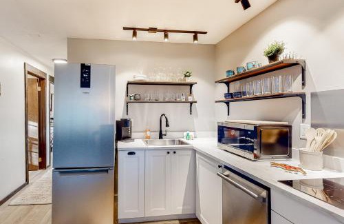 Ira Casa | Vermont Meadow House