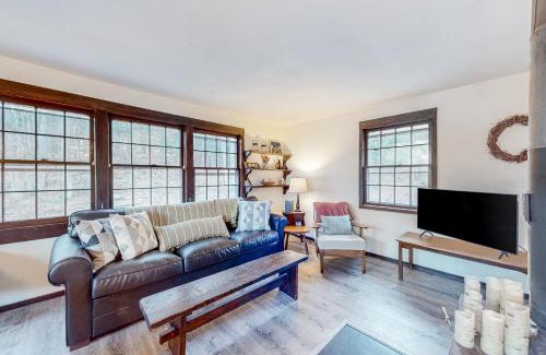 Ira Casa | Vermont Meadow House