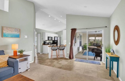 Florida Ridge Casa | Vero Beach 4/2 Home with Enclosed Heated Saltwater Pool