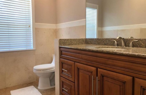 Vero Beach Casa | Vero Beach Island private gated scantuary with pool, 60' boat dock & kayak launch!