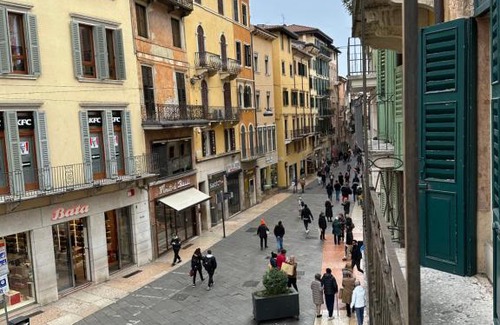 Citta Antica Apartamento | Verona Luxury Flats Piazza Erbe, floor 3