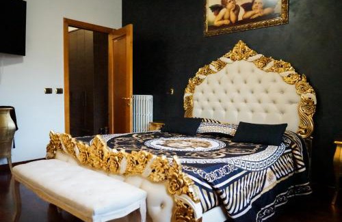 Borgo Podgora Villa | Versace Style Villa with Outdoor Spaces and Pool