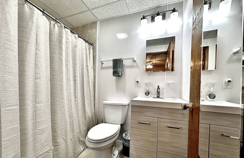 Swarthmore Apartamento | Versatile 1B/1B w/ Parking, Swarthmore College Steps Away!
