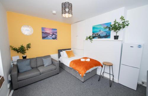 Hull Apartamento | Versatile Cozy & Spacious Comfort Hull Apartments
