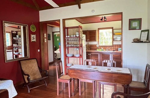 Sainte-Rose Cabaña | VERT NATTE Cottage with Creole Garden in Sainte-Rose