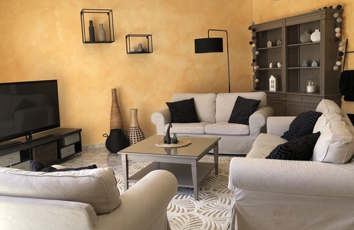 Poulx Villa | Muy hermosa villa provenzal contemporánea a 10 minutos de Nimes