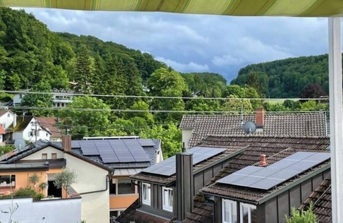 Inzlingen Apartamento | Very bright top-floor apartment with 2 bedrooms