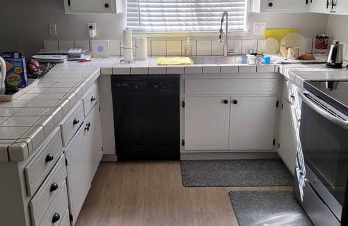 Dimond Apartamento | Very clean and cozy, with home gym 5minutes to lake Merritt , close to city sf