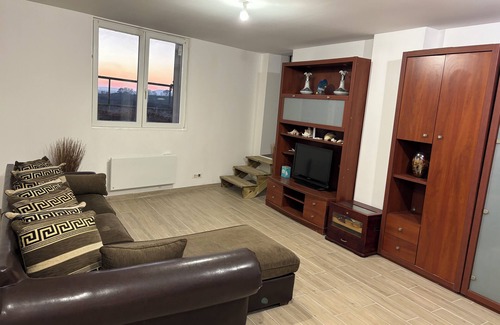 Saint-Nicolas-de-Port Casa | Very comfortable and practical house with 3 large bedrooms living room dining room