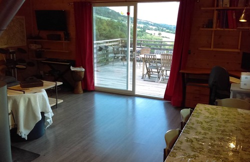 Saint-Andre-d'Embrun Chalet De Esquí | Very comfortable Gîte de France chalet. Sunny terrace, panoramic view.