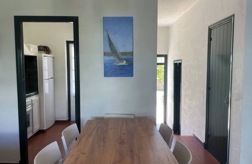 Fornells Chalet De Esquí | Casa muy comfortable cerca del mar