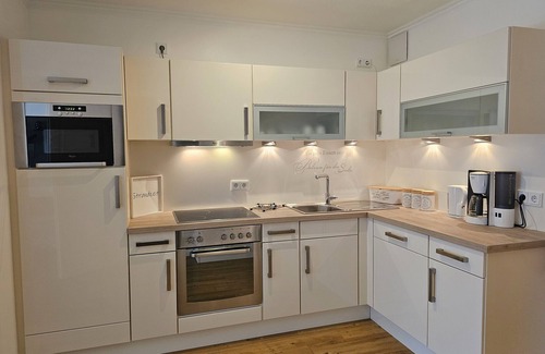 Alt Gaarz Apartamento | Very cozy 2-room vacation apartment with terrace, 300 m to the beach.