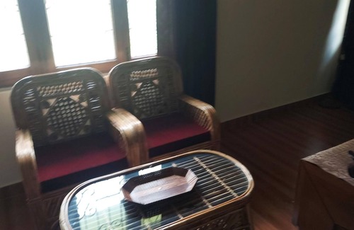 Bullawala Villa | very near to shopping mall with mountain view