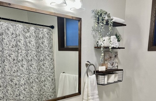 Lewiston Condominio | Very nice, clean, roomy, and comfortably furnished condo.
