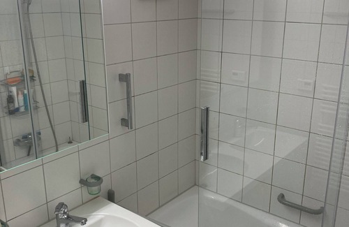 Bach Apartamento | Very Nice, Ideally Located, 3 Bedroom Apartment in Wollerau