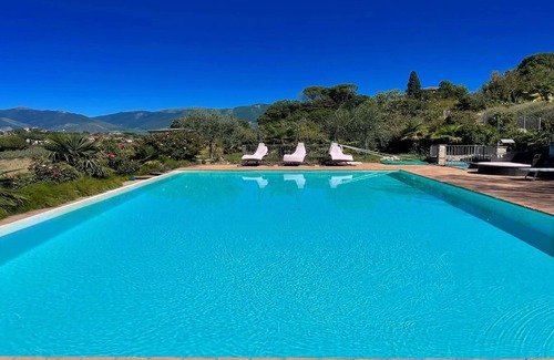 Spoleto Villa | Muy bonito Spoleto-piscina-duerme-20/piscina, jacuzzi, jardines - vistas
