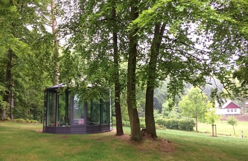 Neu Poserin Cabaña | Parcela de lago muy tranquila de 7500m², embarcadero propio