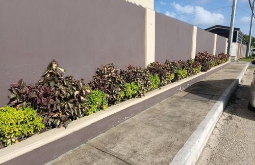 Piarco Apartamento | Very safe 2 bedroom apartment at Piarco Airport Trinidad and Tobago Top security