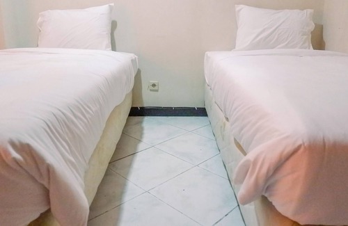 Suko Manunggal Apartamento | Very Spacious 3BR High Floor Taman Beverly Apartment